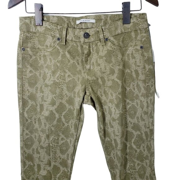 NEW RICH & SKINNY Legacy Snakeskin Jeans Olive Green Women's Size 28 - Picture 3 of 11